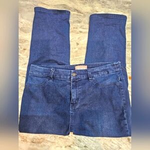 Chico’s Capri Jeans Size 0 (US 4/6) Medium Wash Stretch Denim Pants